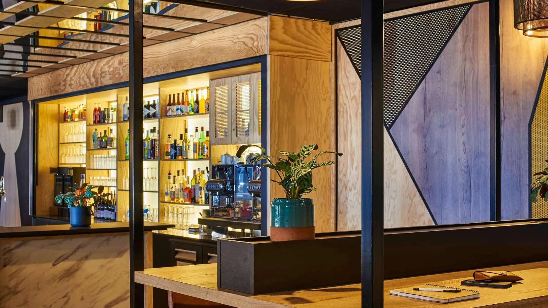 Mercure Gare De Lyon Tgv Hotel