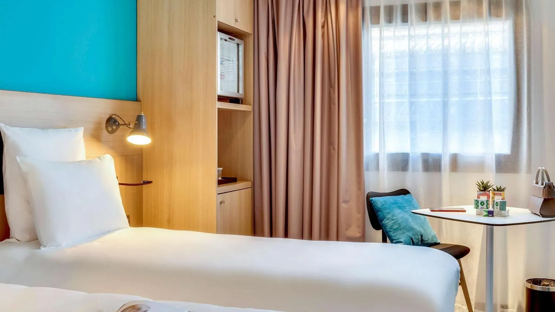 Mercure Gare De Lyon Tgv Hotel